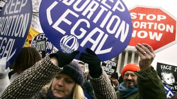 El derecho al aborto tiene defensores y detractores en Estados Unidos.