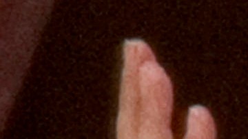 Mientras era papa lidió con varias crisis que involucraban a la Iglesia católica