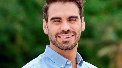 Frederik Oldenburg, presentador de la competencia de Telemundo Exatlón Estados Unidos.