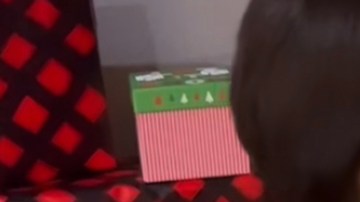 Evelyn Beltrán junto a su hijo Timothy.