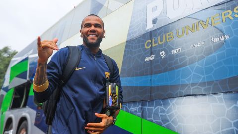 Dani Alves.