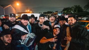 Los Garzas y Grupo Frontera en Los Ángeles.