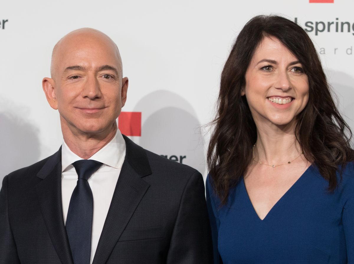 MacKenzie Scott ex esposa de Jeff Bezos solicito divorcio a su segundo marido despues de un ano de matrimonio