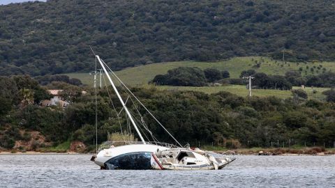 Marinero perdido en el mar sobrevive 24 días comiendo ketchup y cubitos de condimento