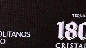 Natalia Téllez asume el rol de madre y conductora de televisión