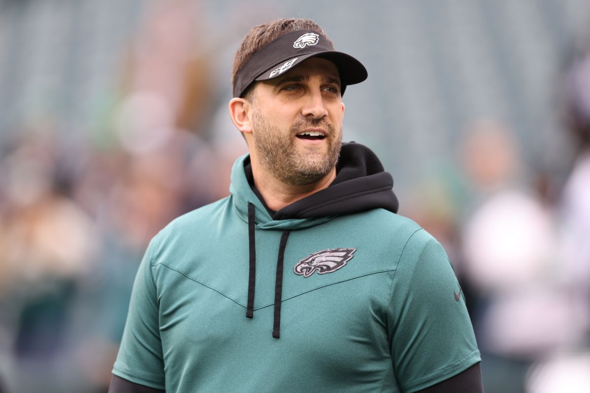 El divertido momento en que la hija del coach de los Philadelphia Eagles se  hace viral por imitarlo en plena conferencia de prensa (Video) - La Opinión