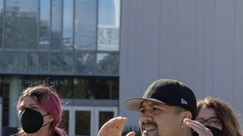 Activistas protestaron ayer contra el LAPD. (Suministrada)