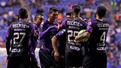 Rayados de Monterrey se impuso a Puebla.