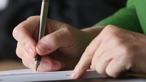 Supuesta resurrección de escritora que había sido declarada muerta tiene confundido a internet