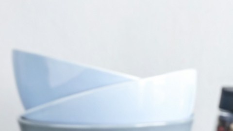 Los frascos con especias son el lugar con más bacterias en la cocina, según estudio