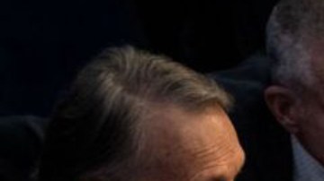 Republicanos discuten ante la división por la presidencia de la Cámara de Representantes.