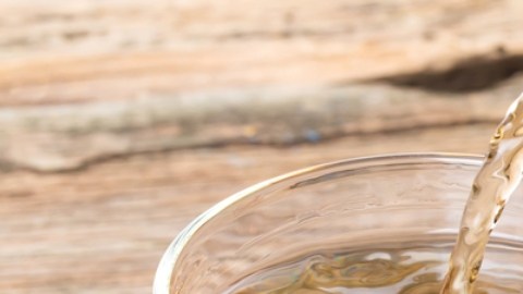 Bajar de peso: cómo puede ayudarte el té verde descafeinado