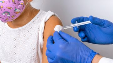Médicos estadounidenses preocupados por disminución en las tasas de vacunación infantil