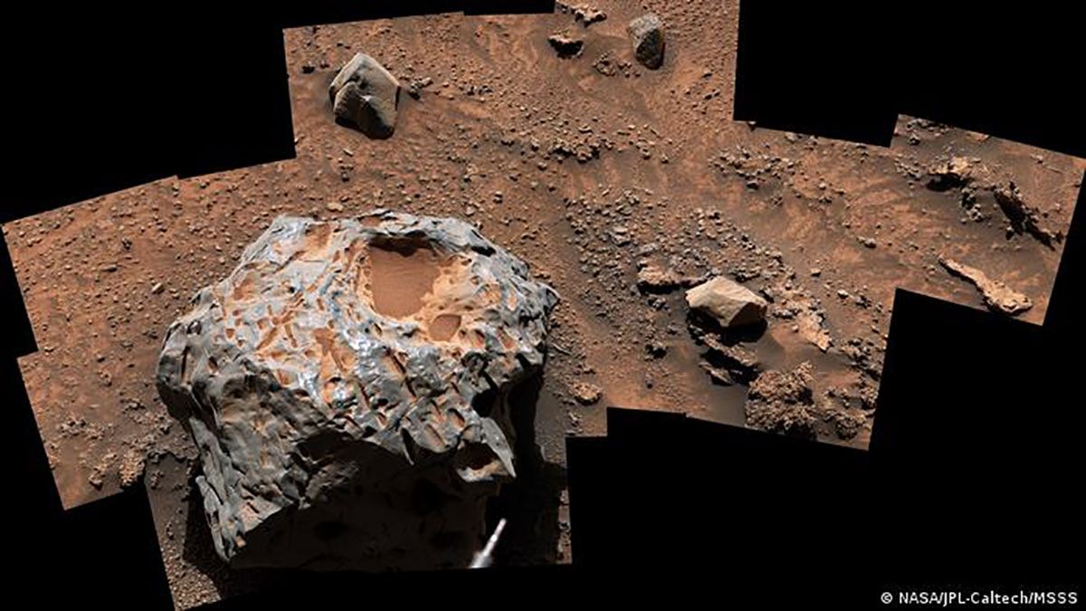 Róver Curiosity de la NASA descubre espectacular meteorito metálico en Marte