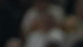 André-Pierre Gignac (i) de Tigres UANL disputa hoy el balón con Ventura Alvarado (d) del FC Juárez.