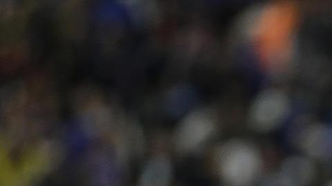 André-pierre Gignac (i) e Igor Lichnovsky de Tigres celebran un gol anotado a Pumas.