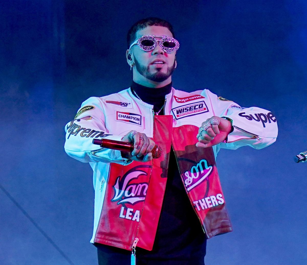 Anuel AA es insultado por otra supuesta amante. Le respondió a ella y a  Arcángel: “Qué tristeza” - La Opinión