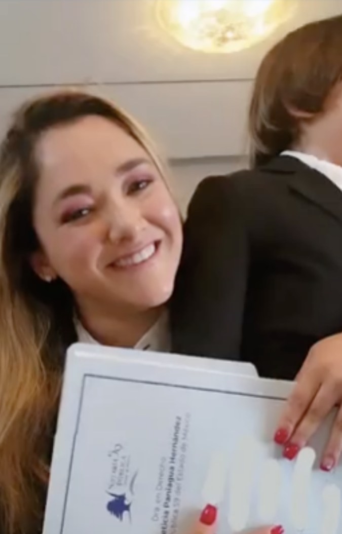 Con diversos videos, Sherlyn presumió emocionada la compra de su primera casa (Sherlyn/Instagram)