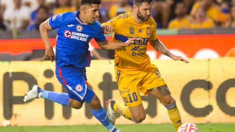 Cruz Azul vs Tigres.