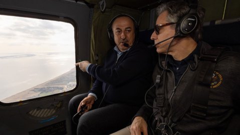 Antony Blinken visita zonas afectadas por los terremotos en Turquía