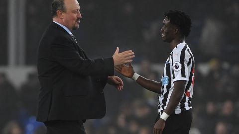 Atsu también jugó para el Newcastle.