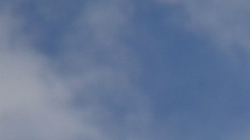 VIDEO: Terror en el aire, motor de un avión de Delta Airlines se incendia y obliga aterrizaje en Escocia