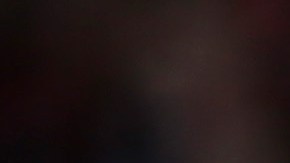 Jugadores del fútbol brasileño disputando un balón.