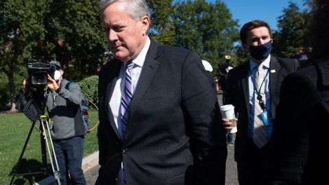 Fiscal llama a declarar a Mark Meadow exjefe de gabinete de Donald Trump sobre el asalto al Capitolio