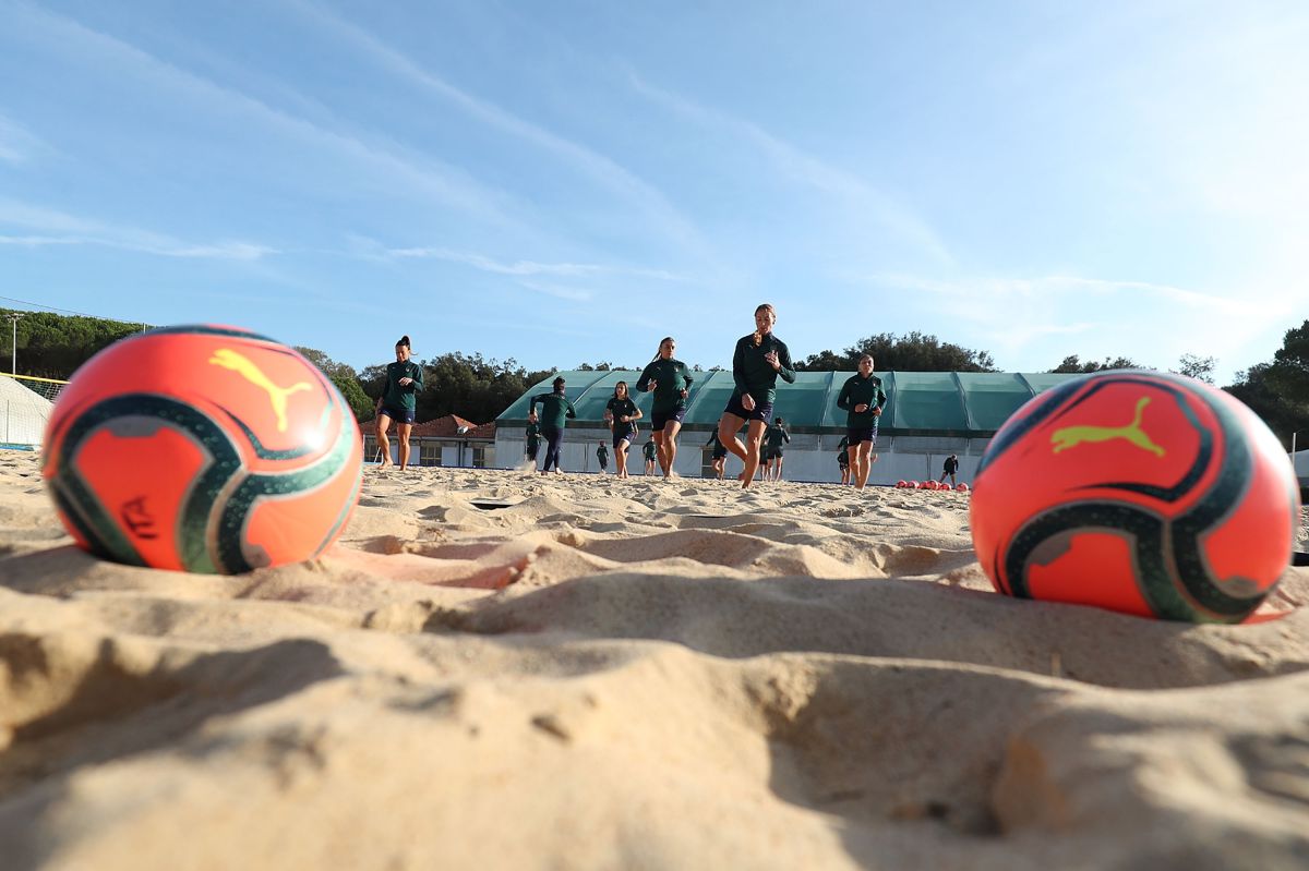 Эль эфира. El Salvador Beach Soccer Cup 2022 женщины. Сальвадор США по пляжному футболу 2022 женщины.