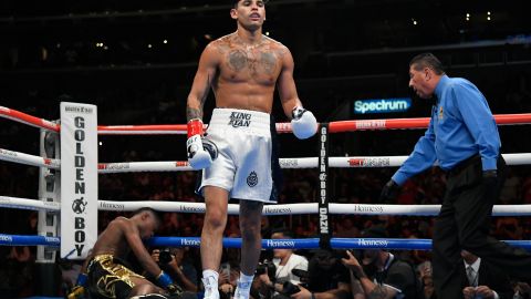 Ryan García en su pelea contra Javier Fortuna en Los Ángeles.