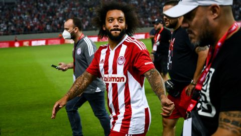 Marcelo fue recibido en el club como toda una estrella.