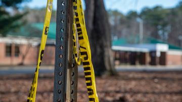 Descubren que niño de 6 años en Virginia que disparó a maestra supuestamente trató de estrangular a otra profesora tiempo atrás