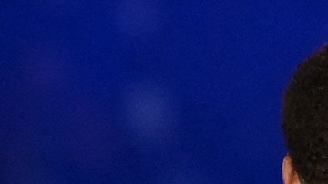 Neymar Jr. hablando con Lionel Messi tras la final de Copa de la temporada de Riyadh.