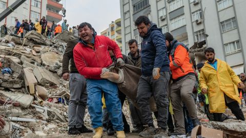 Por qué los terremotos de Turquía y Siria han sido tan mortíferos y devastadores