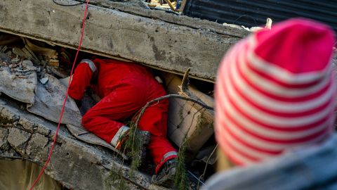 Terremoto en Turquía y Siria: ¿cuánto tiempo puede sobrevivir una persona bajo los escombros?