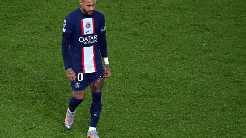 Neymar Jr. durante un partido de la UEFA Champions League con el PSG.