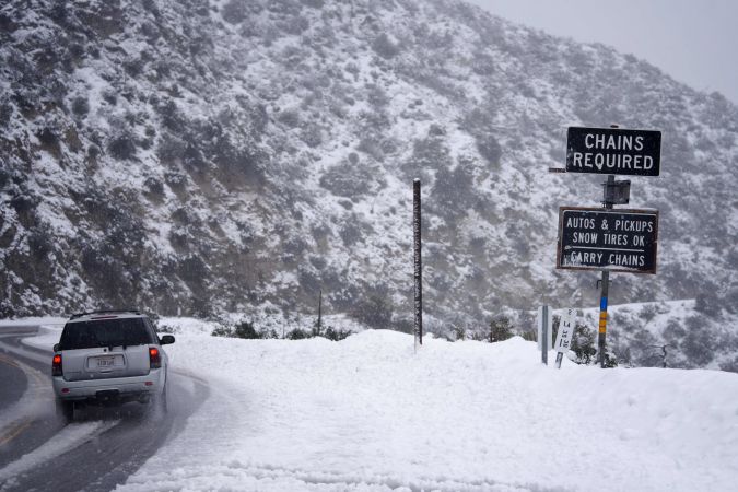 La rara advertencia de nevada para Los Ángeles es la primera en más de 30 años.