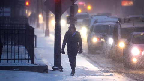 Advierten que hay 100 millones de estadounidenses en 30 estados en alerta por clima severo