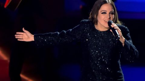 Natalia Lafourcade se luce en los Premios Goya | Juan Naharro Gimenez/Getty Images.