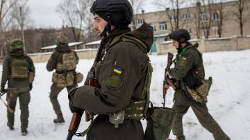 Soldados ucranianos congelan esperma en caso de que no regresen del frente de guerra con Rusia