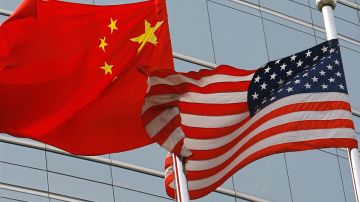 China promete represalias tras sanciones anunciadas por EE.UU. sobre el caso del globo "espía" derribado