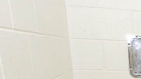 El físico nuclear tenía 62 años cuando se colgó en la celda donde permanecía recluido