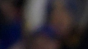 Jugadores de Tigres celebran una anotación a Pumas.