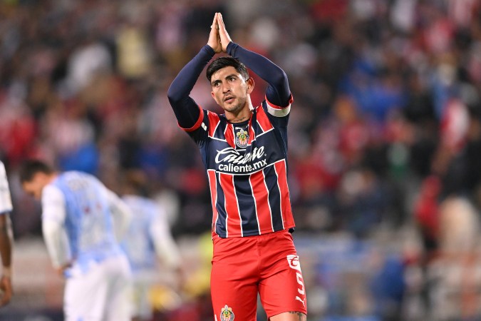 El gesto singular del "Pocho" Guzmán tras su anotación.