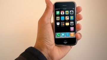 iPhone de primera generación subastado