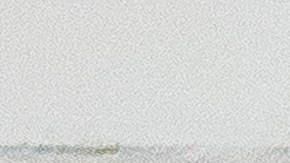 Lia Thomas, nadadora transgénero en el podio de una competencia femenina.