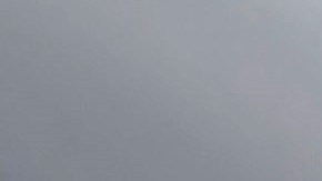 Ligera capa de nieve cae cerca del cartel de Hollywood