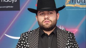 Luis R. Conriquez, cantante de regional mexicano, en los Premios de La Radio 2022.