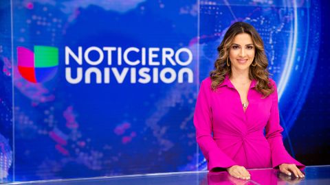 Maity Interiano presentadora de Noticiero Univision 'Edición Nocturna'