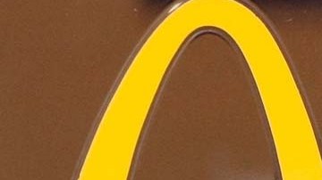 Cindi y Mark Franceschina unieron sus vidas y ahora tienen tres hijos a quienes también les agrada asistir al McDonald's